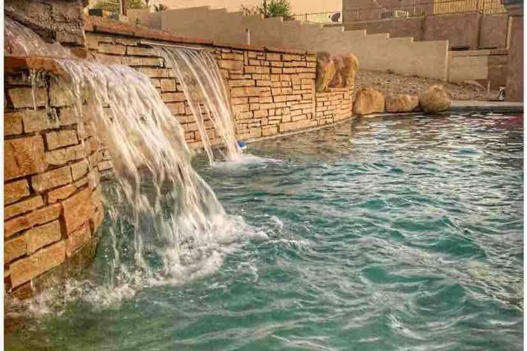 Ultimate Backyard-Pool/Spa. Slide. Lakeview. Ball Лейк-Гавасу-Сіті Екстер'єр фото